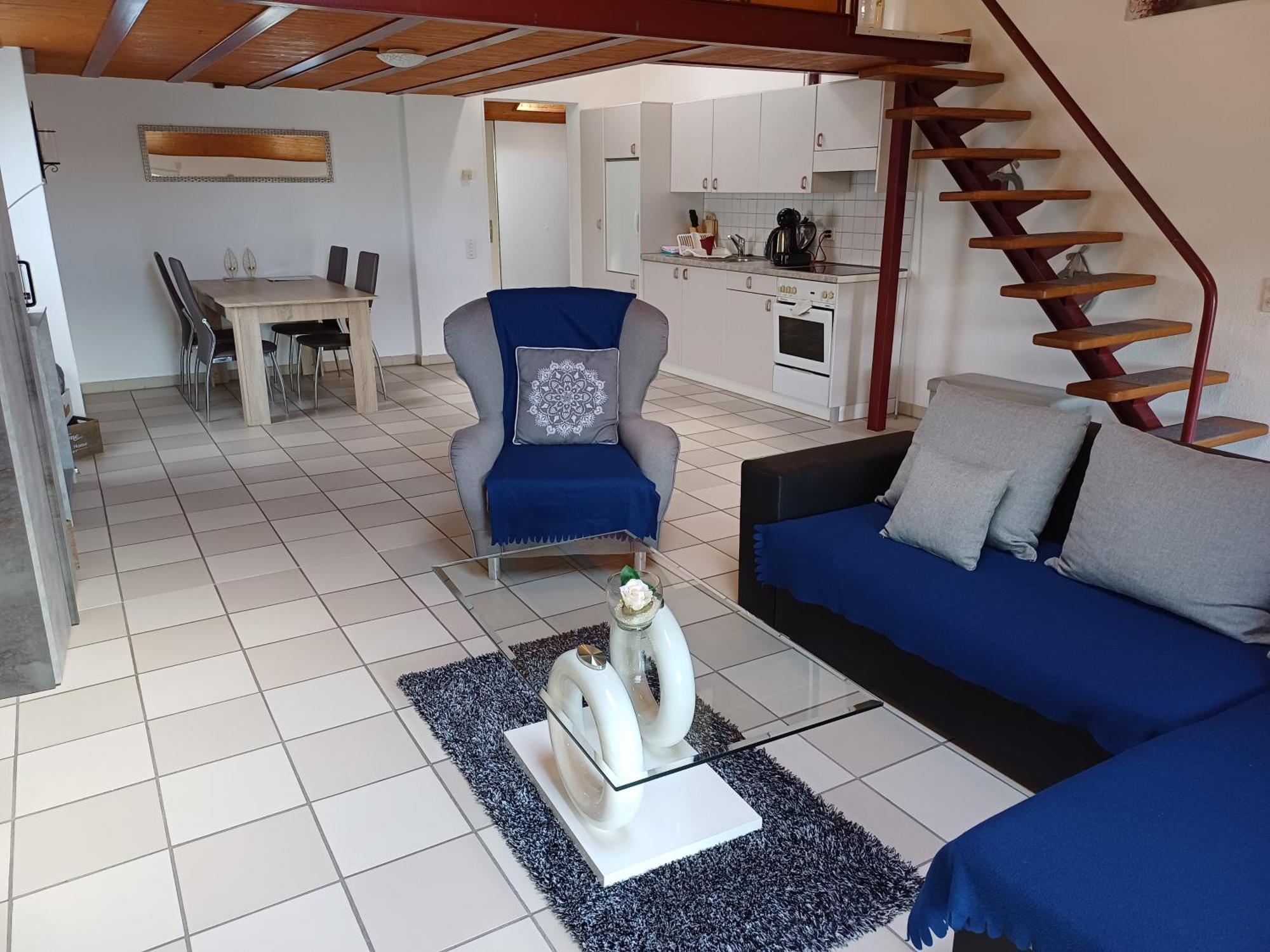 Holidays Homes Il Folletto Quartino Екстериор снимка