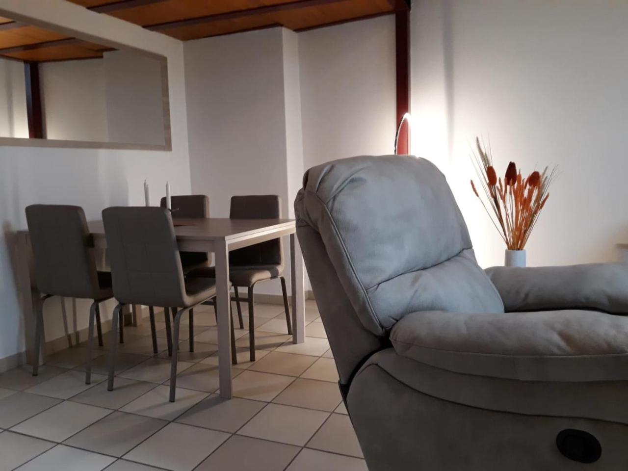 Holidays Homes Il Folletto Quartino Екстериор снимка