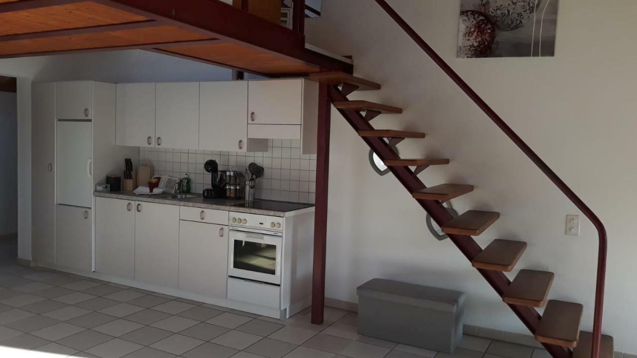 Holidays Homes Il Folletto Quartino Екстериор снимка