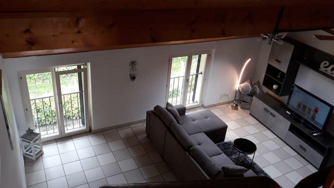 Holidays Homes Il Folletto Quartino Екстериор снимка